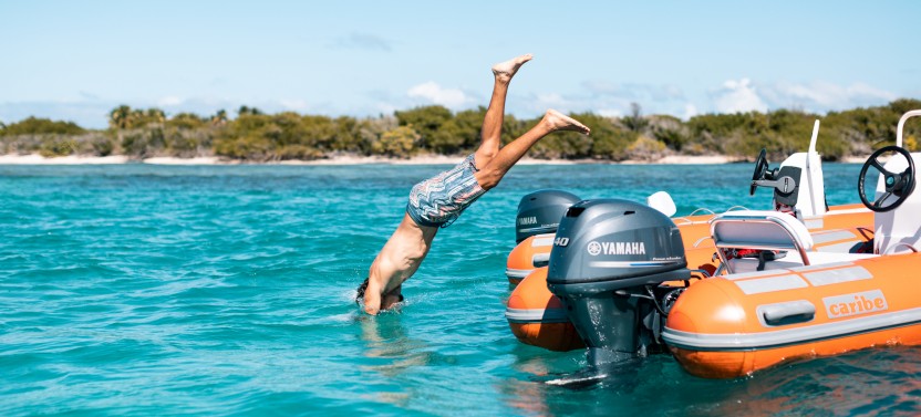 Mini Boat Snorkeling Safari