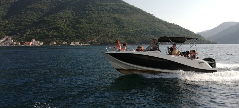 Small Group, Half-Day Boat Trip: Explore Kotor Bay & More