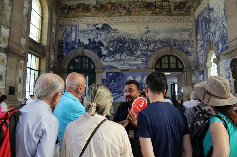 Porto City Tour Half Day + 6 Bridges Cruise