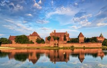 Gdansk & Malbork Castle Panoramic & Walking (Private Tour)