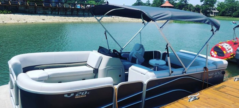 Pontoon Boat Rental