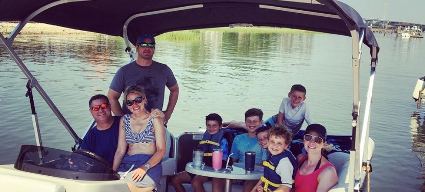 Pontoon Boat Rental