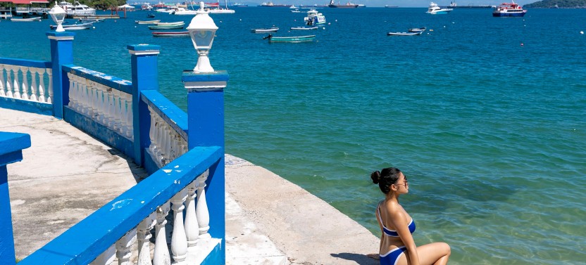 Taboga Island Day Tour on Catamaran Red Cat
