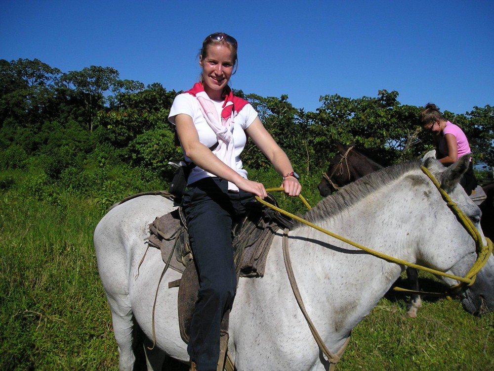 Private Tour: Horseback Riding & Baldi Hot Springs Tour Combo