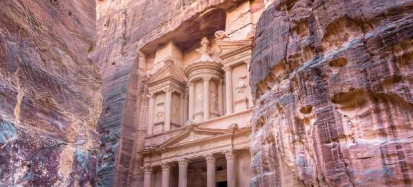 Shore Excursion: Classic Tour of Wadi Rum and Petra - 2D/1N