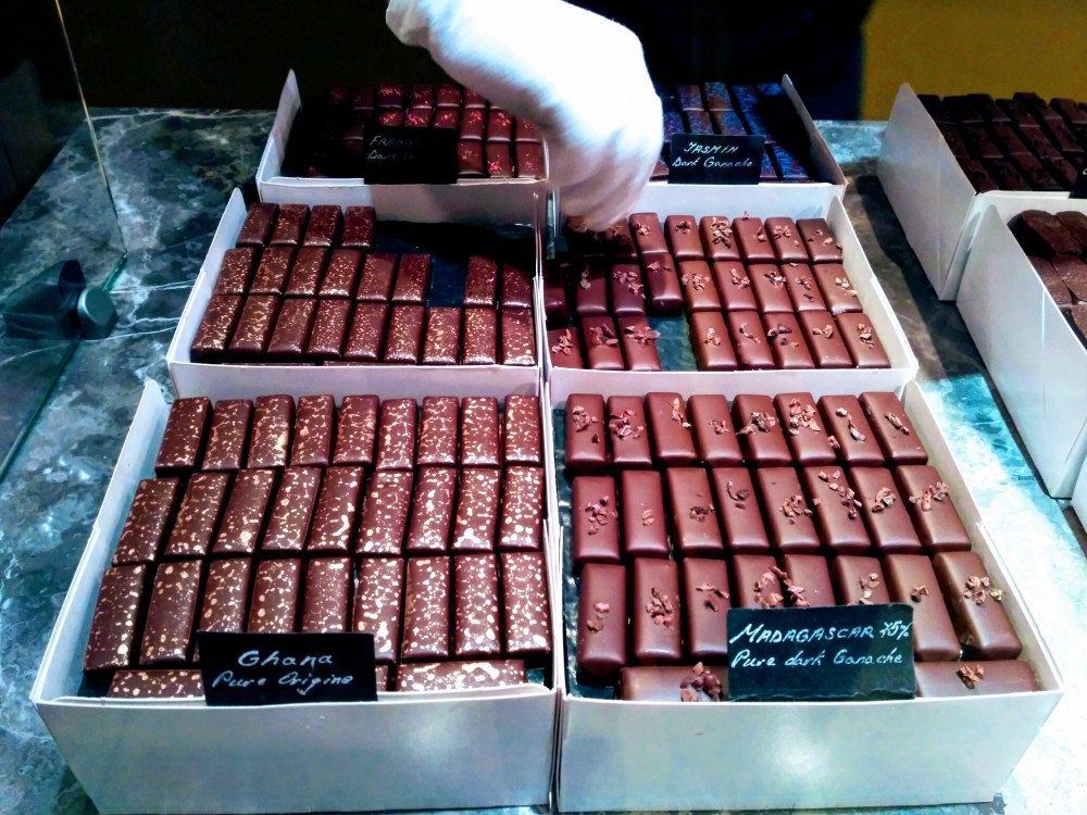 Exceptional Chocolate Tasting Tour with a Expert in Brussels