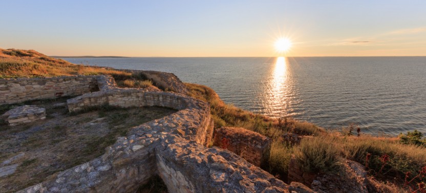 Private Drive: Excursion to Enisala, Argamum Fortress &Celic Dere