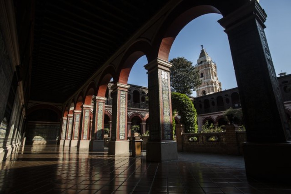 Half Day Colonial and Modern Lima City Private Tour