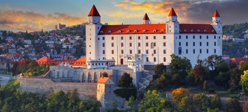 Private Roundtrip Drive Trip to Bratislava from Vienna
