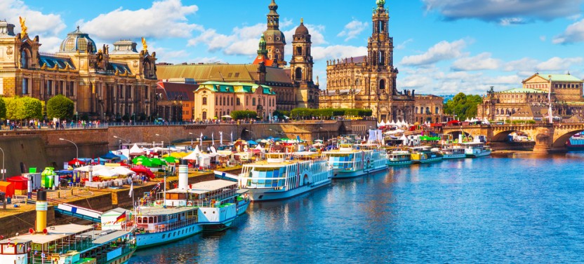 Private Drive: Dresden, Bastei & Terezin from Prague