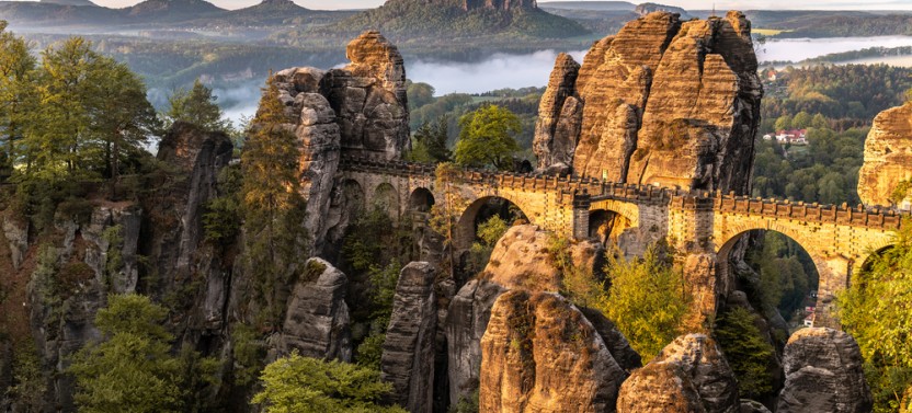 Private Drive: Dresden, Bastei & Terezin from Prague