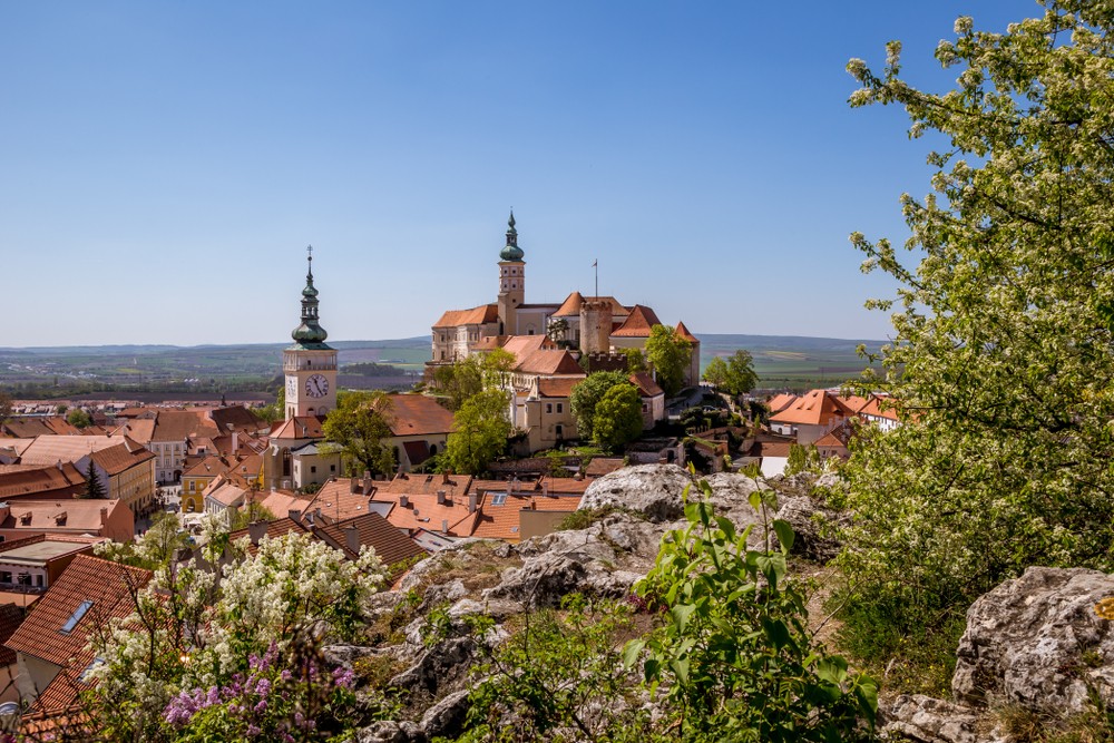 Private Drive: Trip Mikulov & Lednice Chateau & Park from Vienna