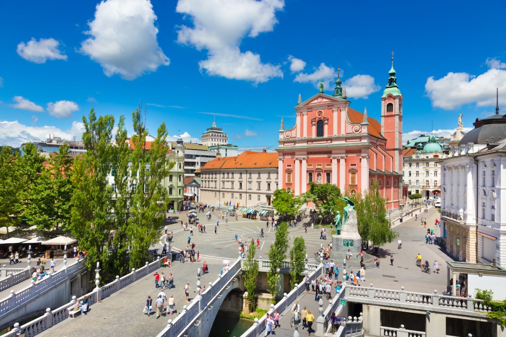 Private Ljubljana Tour with Local Food Markets