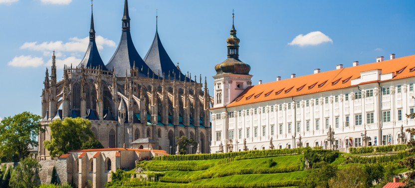 Private Drive: Karlstejn Castle & Kutna Hora from Prague