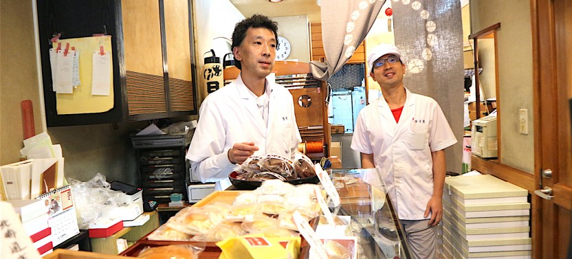 Private Tokyo Food Tour - A Journey Through Time Through Food