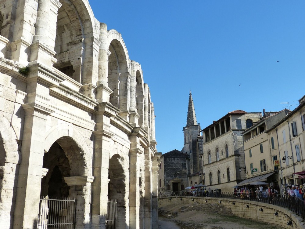 Private: Saint-Rémy, Glanum & Arles from Arles