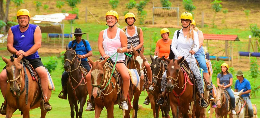 Horseback Riding & Chocolate Tour With Lunch From Puntarenas