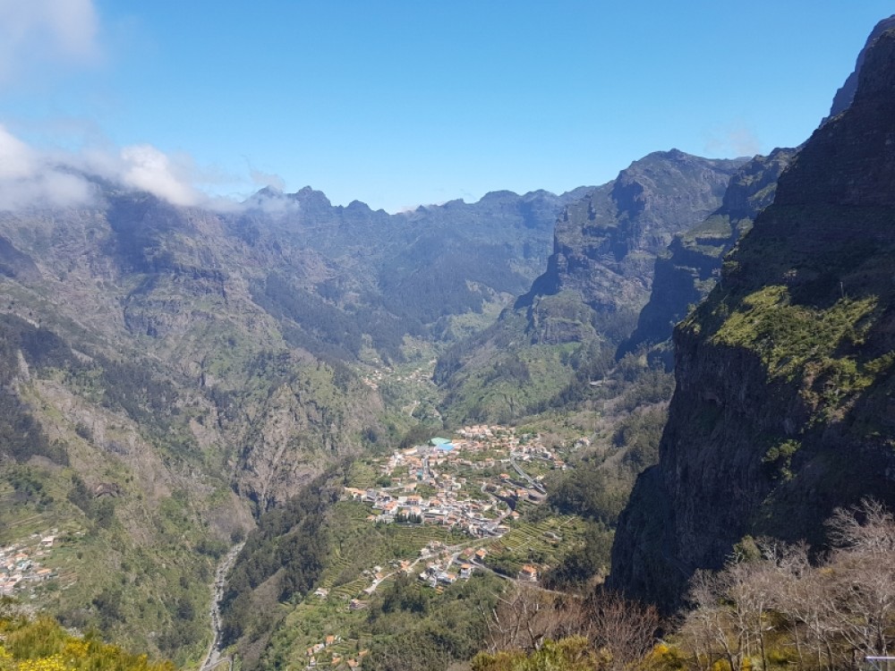 Private Half-day Nun’s Valley Tour