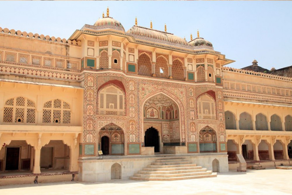 2-Day Private Tour to Jai Mandir and Jaipur from Delhi