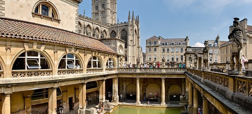 Private Day Tour to Bath and the Cotswolds from Southampton
