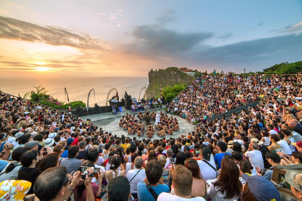 Uluwatu Sunset, Kecak Dance and Jimbaran Excursion