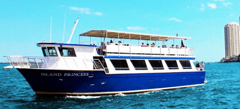 Miami Biscayne Bay Skyline & Celebrity Mansions Boat Tour