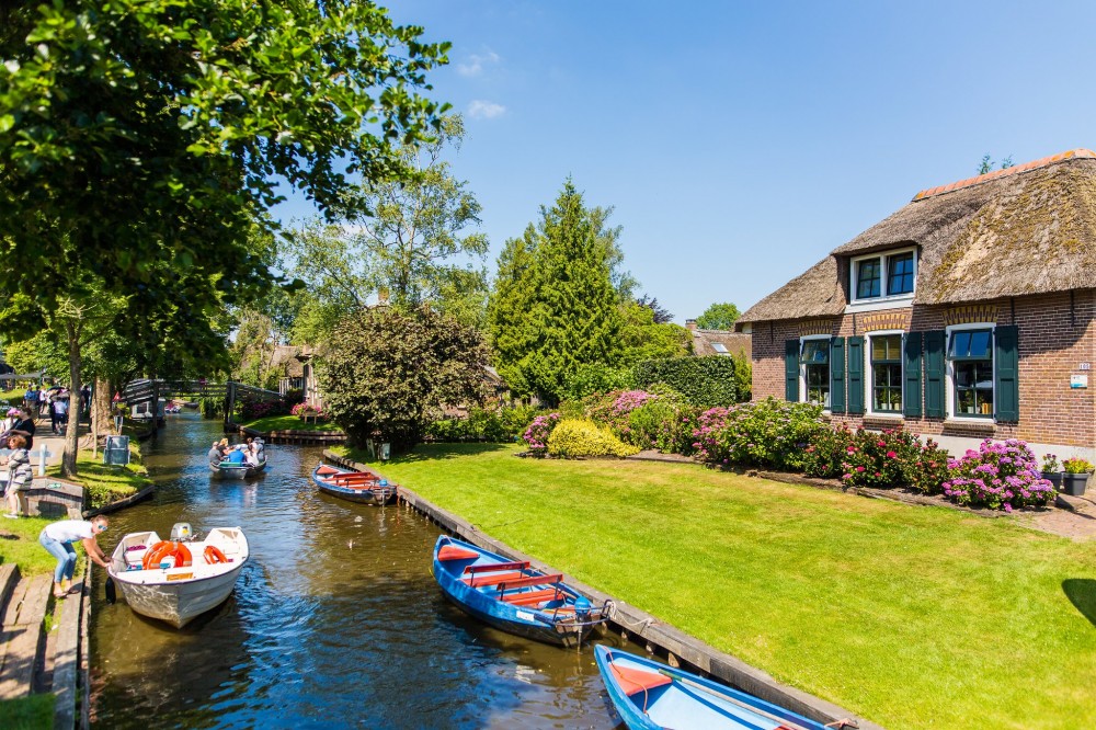 Giethoorn Day Trip from Amsterdam - Amsterdam | Project Expedition