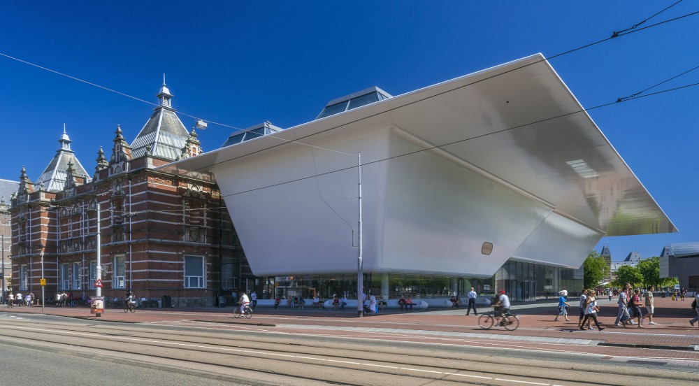 Stedelijk Museum + 1 hr Canal Cruise