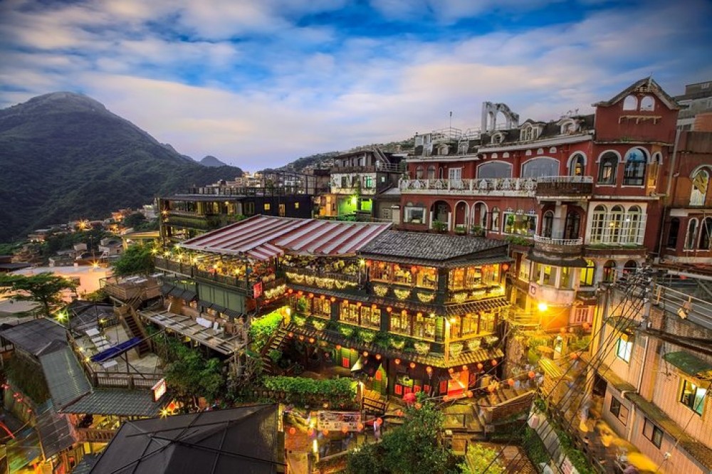 Jiufen Night Tour - Taipei City | Project Expedition