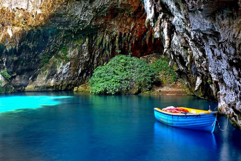 The Caves Melissani Lake & Drogarati Cave Argostolion Project Expedition