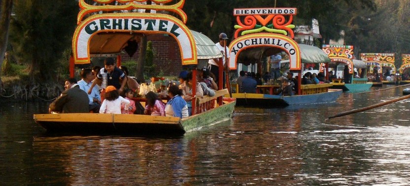 Frida Kahlo Tour Mexico City: Explore Casa Roja and and Sail in Trajiner