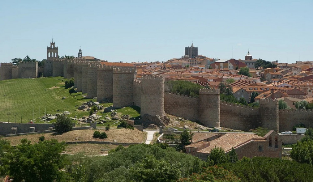 Daytrip to Segovia, Ávila and Toledo from Madrid