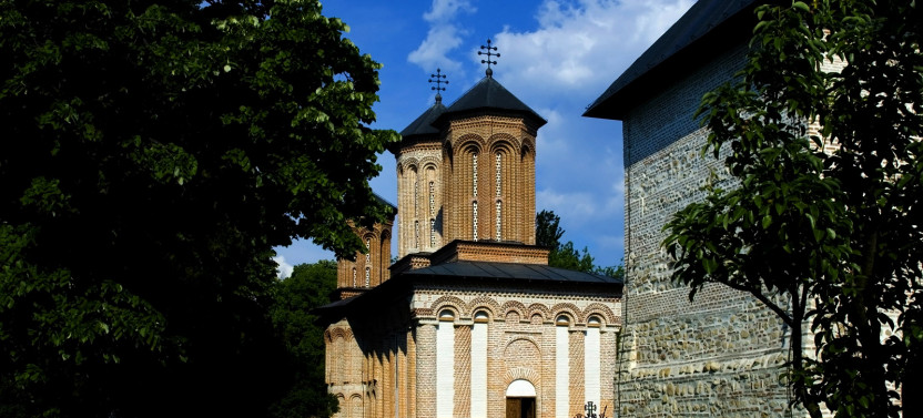 8 Days in Transylvania - Dracula Beyond the Legend