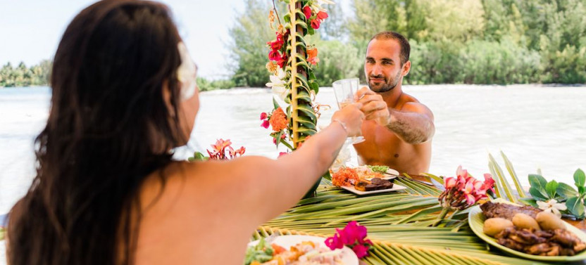 Private Honeymoon Picnic in the Lagoon