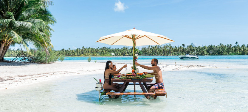 Private Honeymoon Picnic in the Lagoon