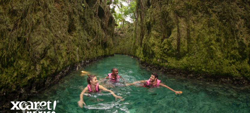 Xcaret Park w/ Transportation