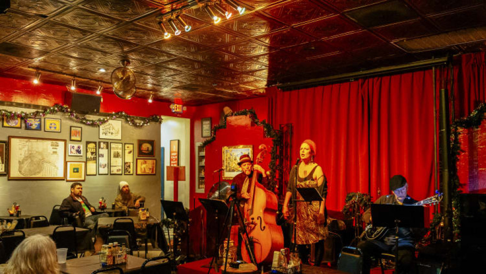A Taste of New Orleans Jazz, Bars & Drinks Private Tour New Orleans