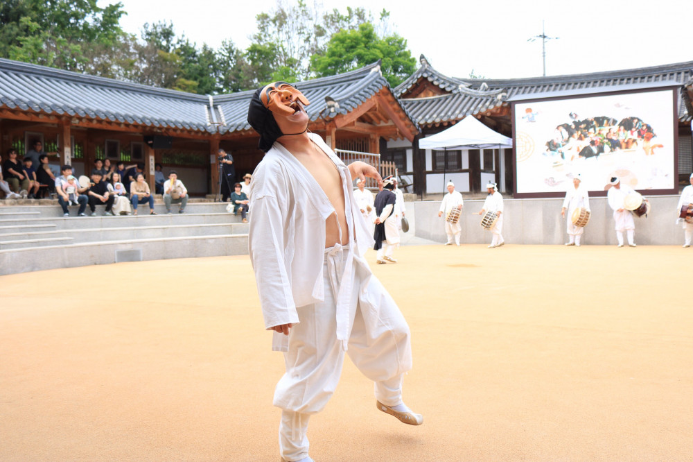 Day Tour To Andong Hahoe Folk Village From Busan