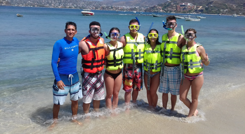 Kayaking and Snorkeling in Zihuatanejo Bay Zihuatanejo Ixtapa