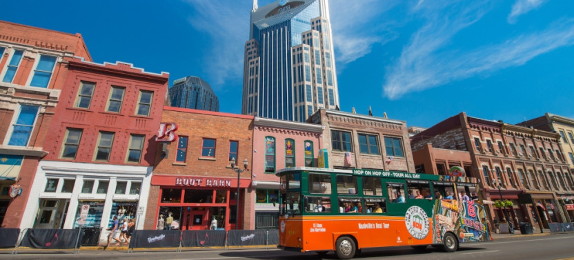Nashville Old Town Trolley Nashville - Hop On Hop Off 1 and 2 Day