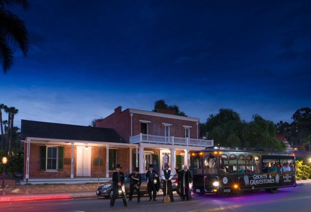 5 halloween has never been so creepy. Boston Ghosts & Gravestones Guided Trolley Tour Boston Project