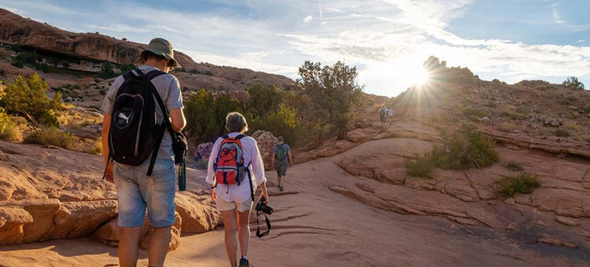 11 Day Yellowstone Rocky Mountain Explorer - Camp/Hotel Private