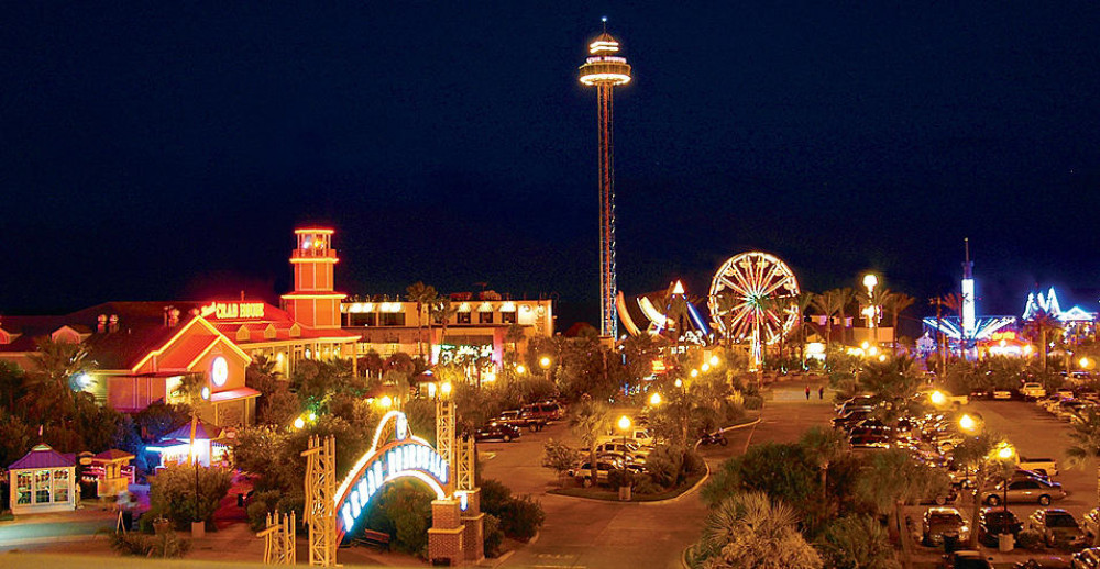 Private Kemah Boardwalk 5-hr Day Trip, dining with Houston hotel pickup ...