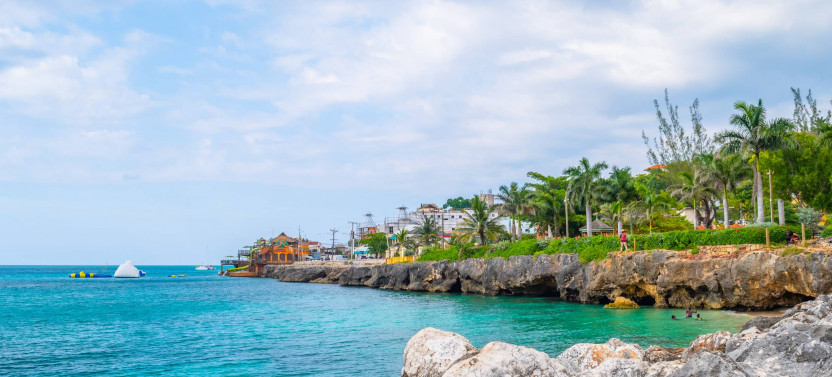 Reggae Sunset Catamaran Cruise From Montego Bay