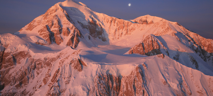 1-Hour Small Group Flightseeing on the Winter Explorer