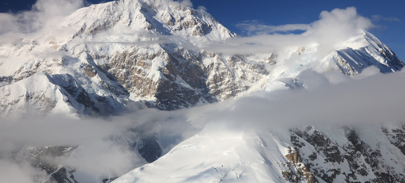1-Hour Small Group Flightseeing on the Winter Explorer