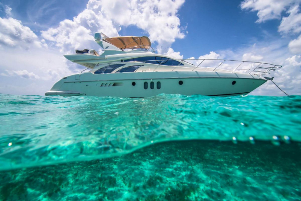 All Inclusive Luxury Charter - 58ft Azimut Yacht (4 Hrs)