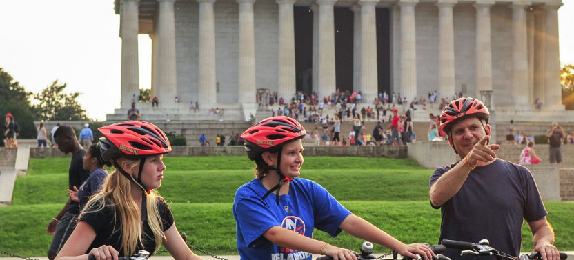 Washington DC Monuments : Nite Bike Tour
