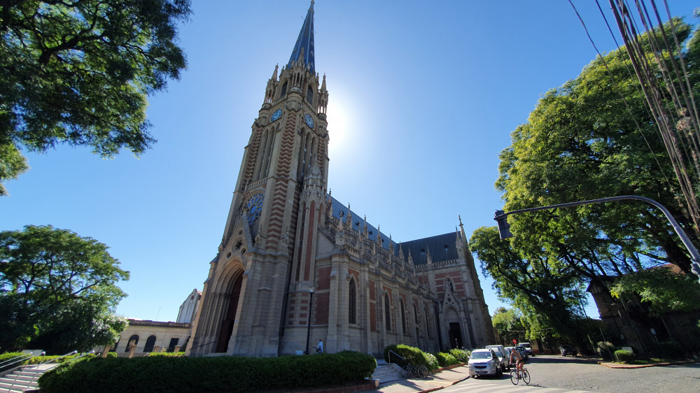 Buenos Aires Touring