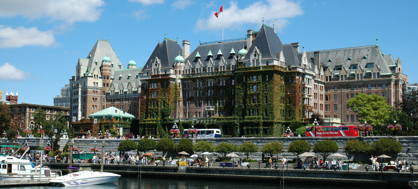 From Vancouver: Victoria, Butchart Gardens, and Gulf Islands Ferry Cruise